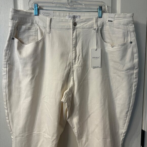 Judy Blue | NWT Mid Rise White Boot Cut Jean 24W Stretch Split Hem Tummy Control - Picture 4 of 15
